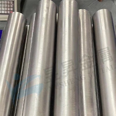 Metalna niobijumska cijev